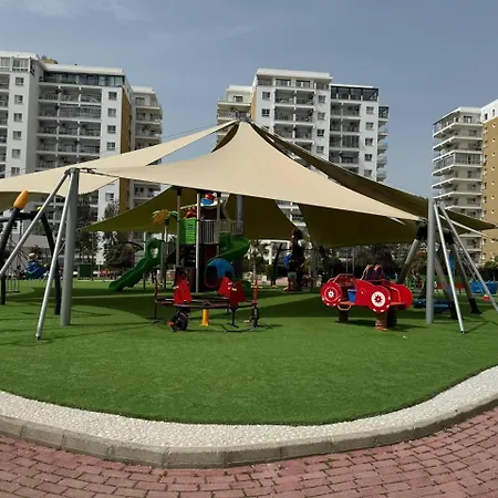 Caesar & Commodus * Iskele District (Northern Cyprus)